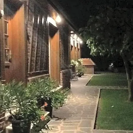 Les De Paule 3* Thieulloy-l'Abbaye